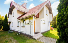 Nice Home In Rowy With Wifi, Rowy